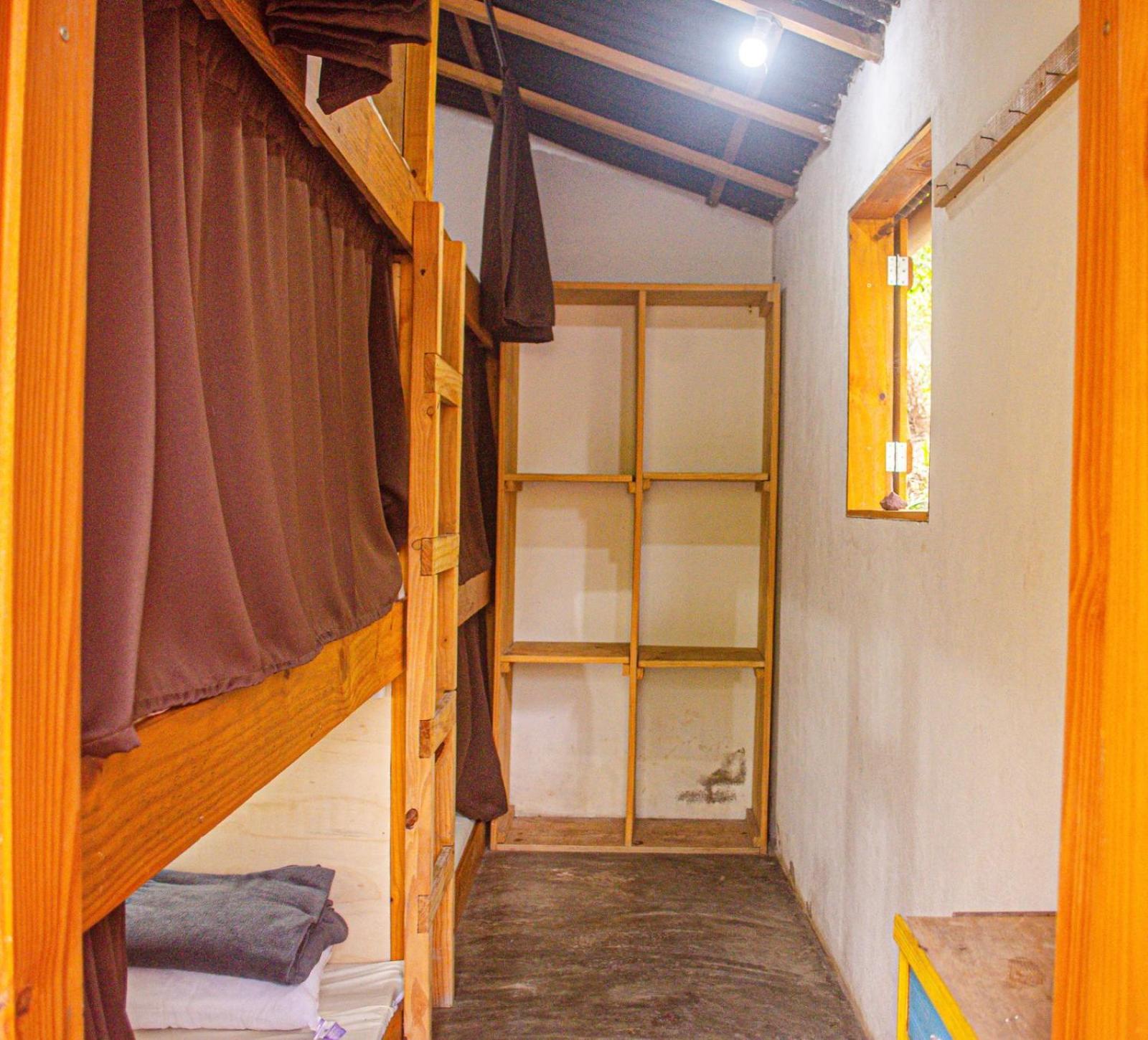 Kombi Hostel Camping Vale do Capao Εξωτερικό φωτογραφία