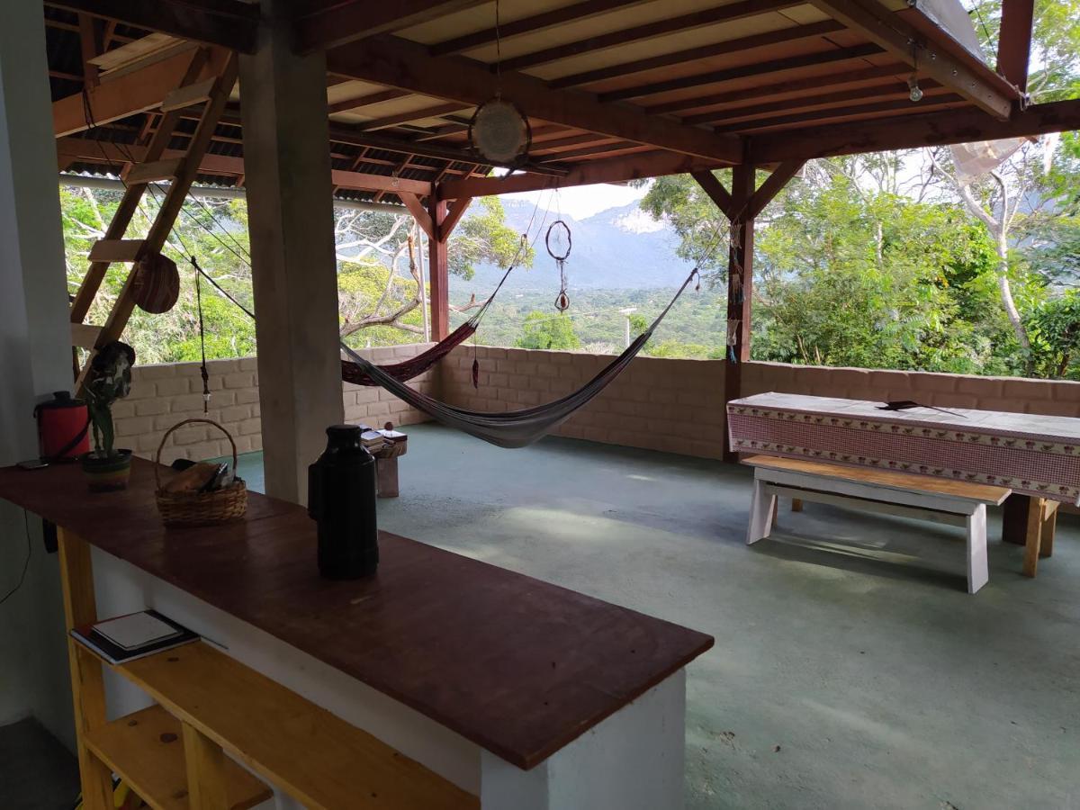 Kombi Hostel Camping Vale do Capao Εξωτερικό φωτογραφία